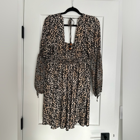 Maaji leopard print babydoll dress with puff sleeves - Picture 5 of 6